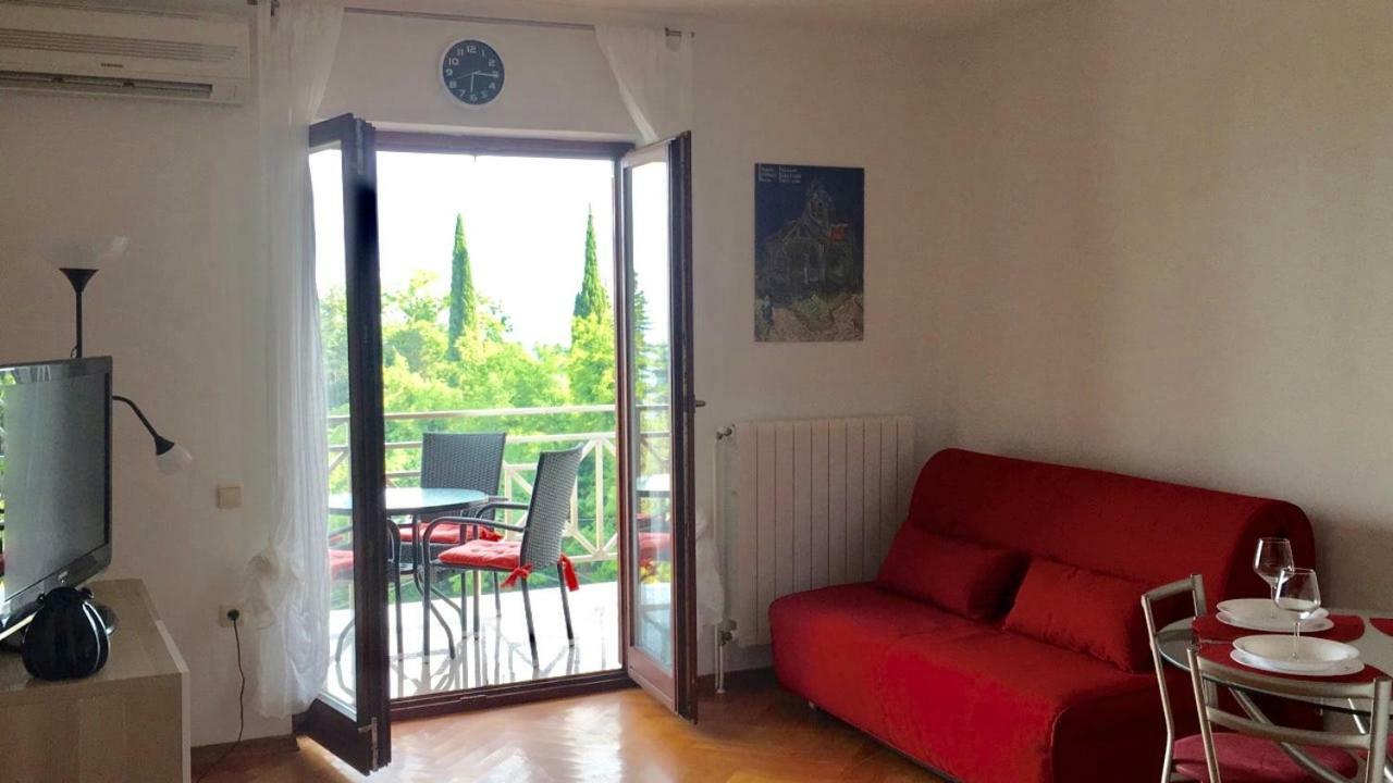 Apartment Lapov Icici Ngoại thất bức ảnh