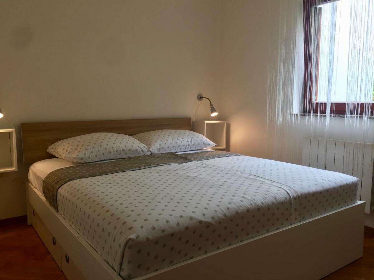 Apartment Lapov Icici Ngoại thất bức ảnh