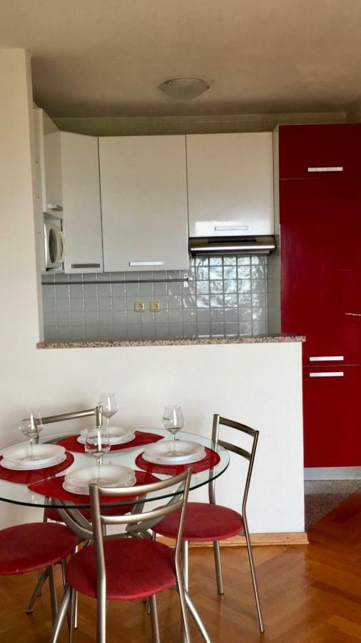 Apartment Lapov Icici Ngoại thất bức ảnh